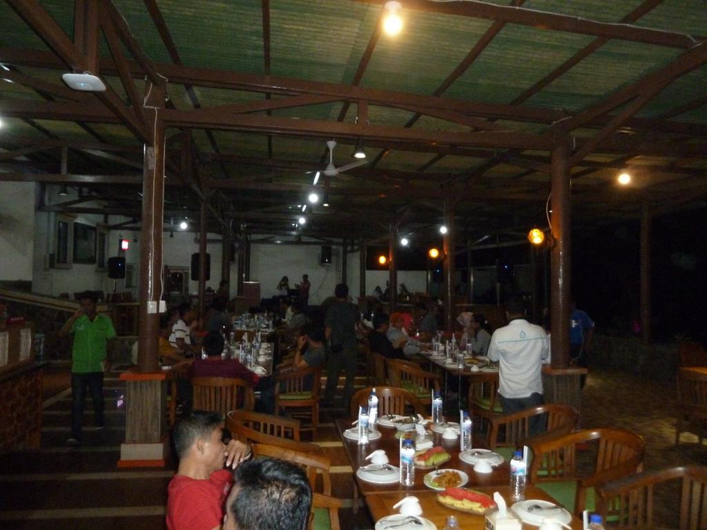 Watu Dodol Hotel & Restaurant Banyuwangi  Exterior photo