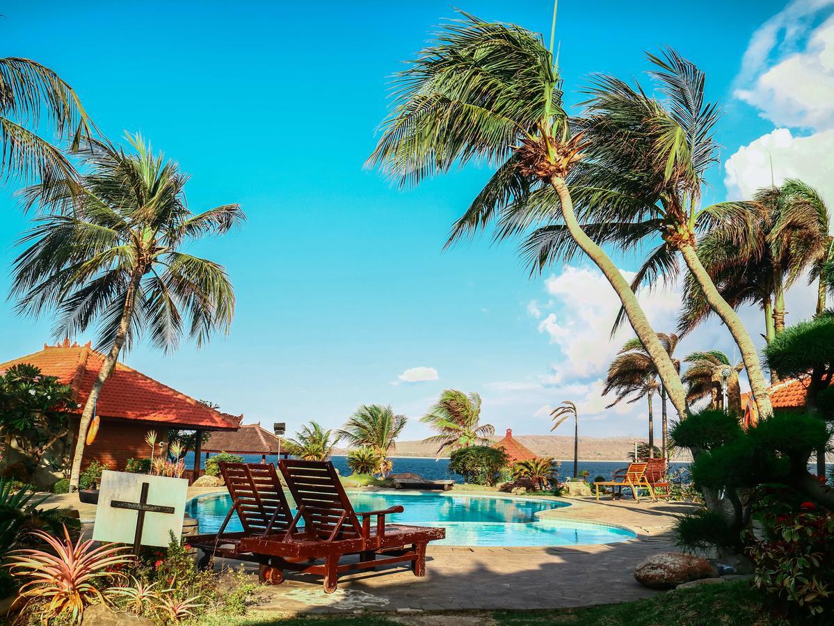 Watu Dodol Hotel & Restaurant Banyuwangi  Exterior photo