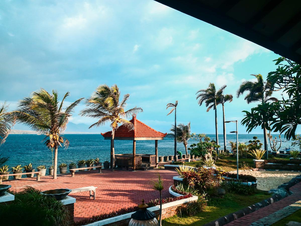 Watu Dodol Hotel & Restaurant Banyuwangi  Exterior photo